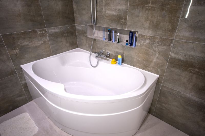 Oversized Bathtub Installation in Saint Petersburg, FL